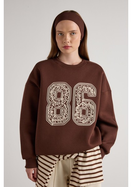 Nakışlı 3 Iplik Şardonlu Sweatshirt Kahve
