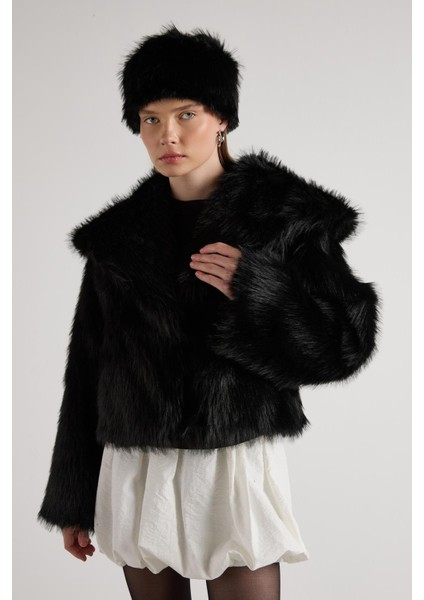 Kadın Siyah Kısa Kürk Kaban 30075 fiyatları