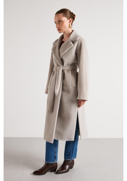 Pelüş Astarlı Uzun Kemer Detaylı Kaban Gri fiyatları