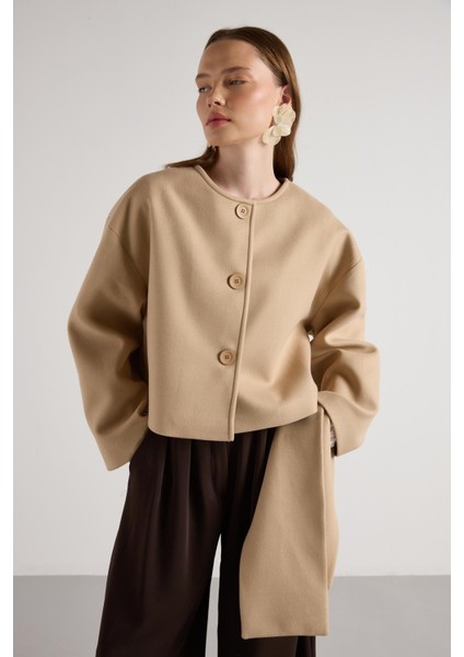 Kısa Kaşe Seyyar Atkılı Kısa Astarlı Kaban Taş modelleri