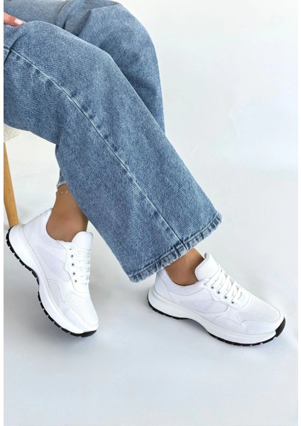 Mtxdpn Slar Beyaz Cilt Bağcıklı Spor Ayakkabı (Numara: 39) modelleri