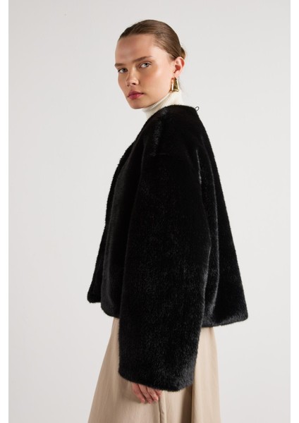 Kadın Siyah Seyyar Yakalı Tasarım Kürk Kaban 30082 fırsatları