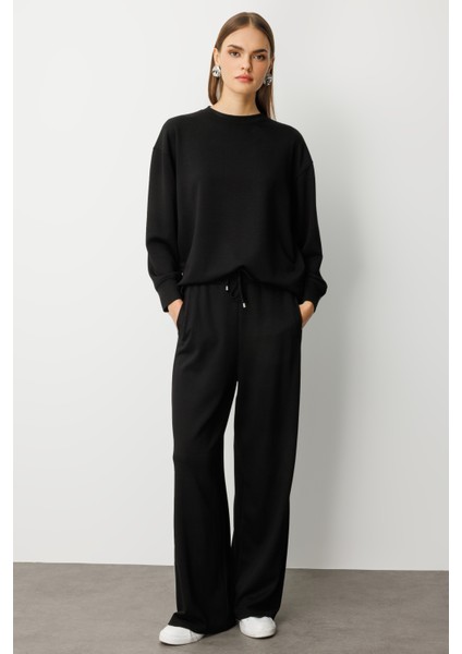Beli Lastikli Yumuşak Dokulu Siyah Jogger Pantolon