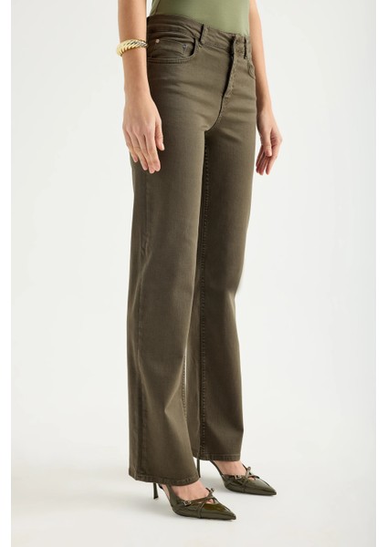 Orta Bel Düz Kesim Pantolon modelleri