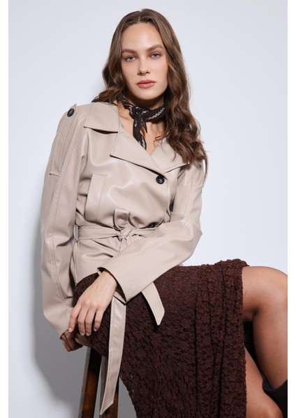 Bej Kemerli Suni Deri Mont