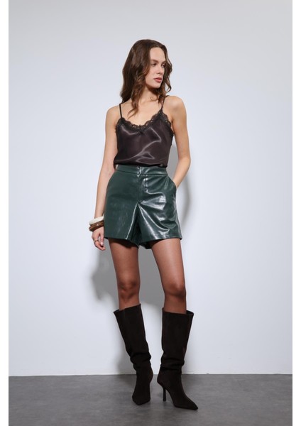 Yeşil Yüksek Bel Suni Deri Şort