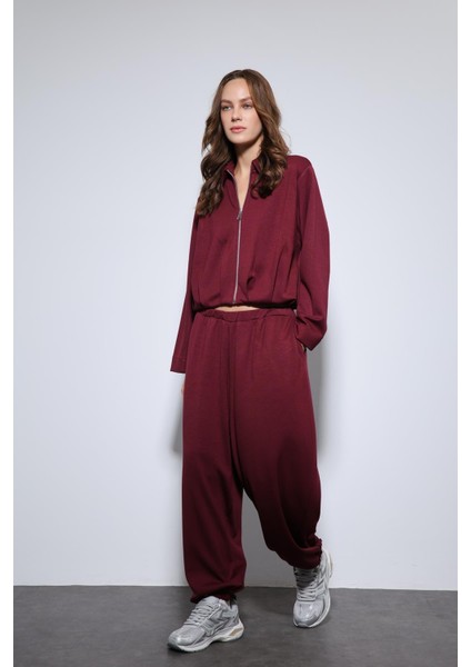 Bordo Volümlü Ceket ve Paça Lastikli Eşofman Takım modelleri