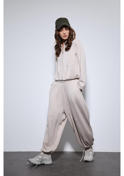 Taş Volümlü Ceket ve Paça Lastikli Eşofman Takım fiyatları