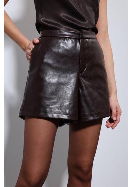Kahve Yüksek Bel Suni Deri Şort