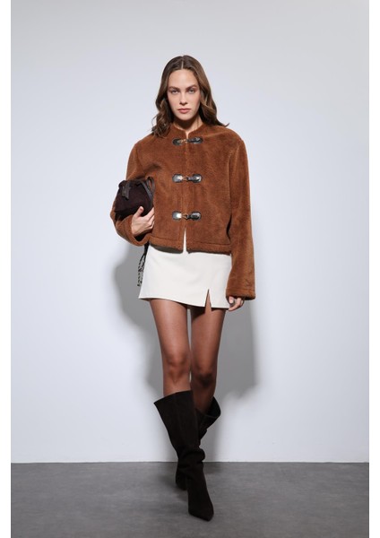 Kahve Süslü Düğmeli Suni Kürk Ceket