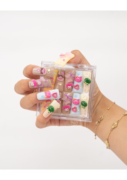 10'lu Renkli Extra Extra Extra TT1437 Tekrar Kullanılabilir El Yapımı Protez Takma Tırnak Renkli-M