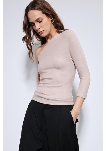 Bej Asimetrik Yaka Top fiyatları