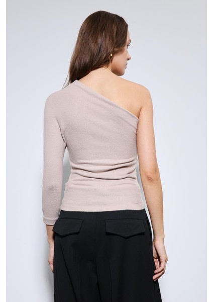 Bej Asimetrik Yaka Top modelleri