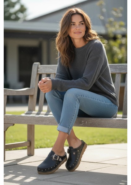 Önü Kapalı Siyah Yumusak Taban Ortopedik Rahat Topuklu Kadın Terlik