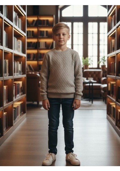 Erkek Çocuk Dokulu Kumaş Kazak