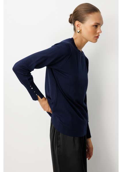 Kol Düğmeli Lacivert Yuvarlak Yaka Ince Triko Kazak fiyatları