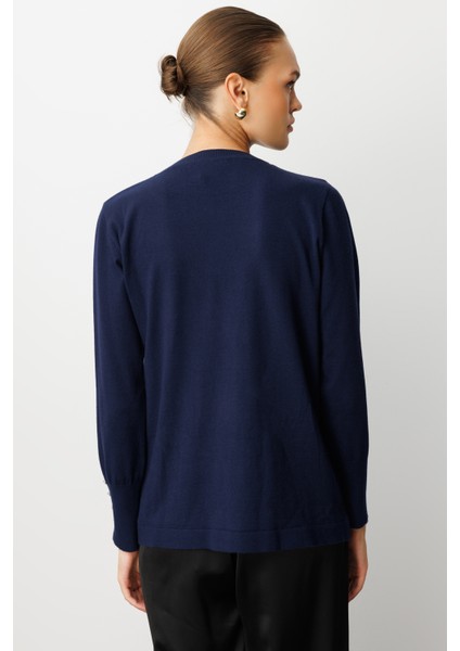Kol Düğmeli Lacivert Yuvarlak Yaka Ince Triko Kazak indirimleri