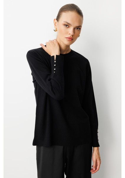Kol Düğmeli Siyah Yuvarlak Yaka Ince Triko Kazak fırsatları