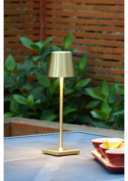 Gerçek Metal Şarjlı Dokunmatik Masa Lambası | 3 Işık Renk Seçeneği | Yükseklik Ayarlı modelleri
