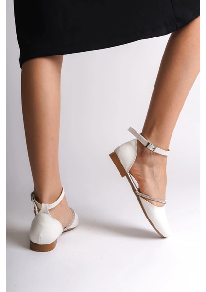 Monıca Tokalı Ortopedik Rahat Taban Taş Detaylı Kadın Babet Ayakkabı Ckt - Beyaz modelleri