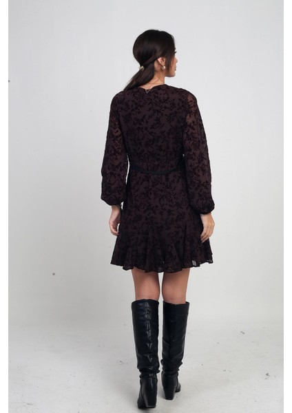 Kadın Kruvaze Yaka Astarlı Flok Baskılı Kısa Tül Elbise fırsatları