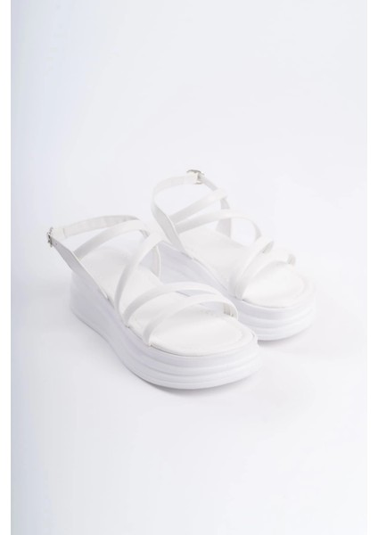 Natalıe Ince Tokalı Şerit Detaylı Ortopedik Taban Kadın Sandalet Cbt - Beyaz fırsatları