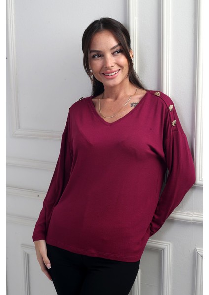 Kadın V Yaka Omuzu Düğmeli Likralı Çilek Bluz