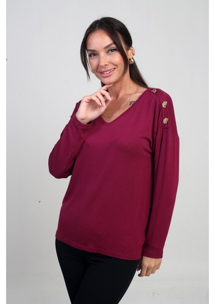 Kadın V Yaka Omuzu Düğmeli Likralı Çilek Bluz modelleri