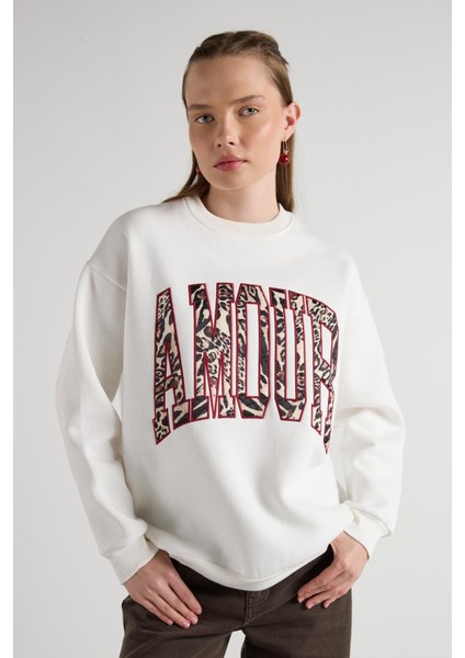 Leopar Nakışlı 3 Iplik Şardonlu Sweatshirt Ekru fiyatları