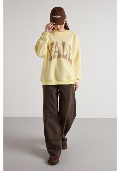 Kadın Sarı Nakışlı Şardonlu Oversize Sweatshirt 30080 indirimleri