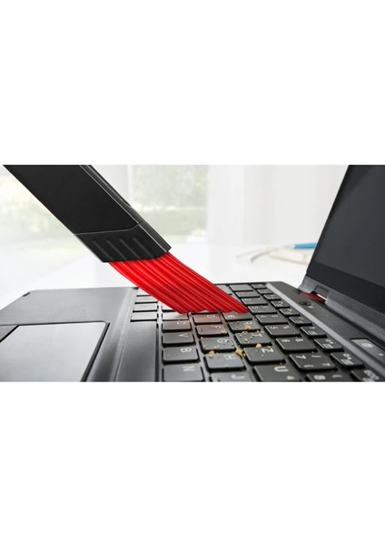 Unlimited Serie 6-7-8 Şarjı Süpürge Çekmece ve Klavye Temizleyici Uç