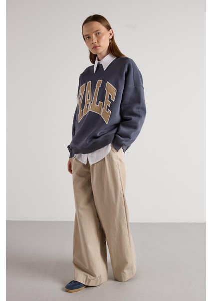 Kadın Füme Nakışlı Şardonlu Oversize Sweatshirt 30080 fiyatları