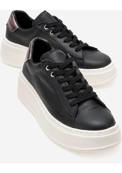 Gueno Siyah Cilt Deri Kadın Spor Ayakkabı