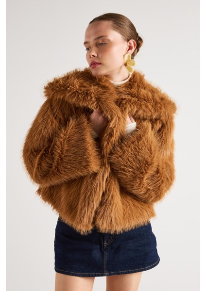 Kadın Taba Kısa Kürk Kaban 30075 modelleri