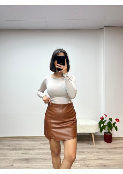 Deri Şortlu Mini Etek