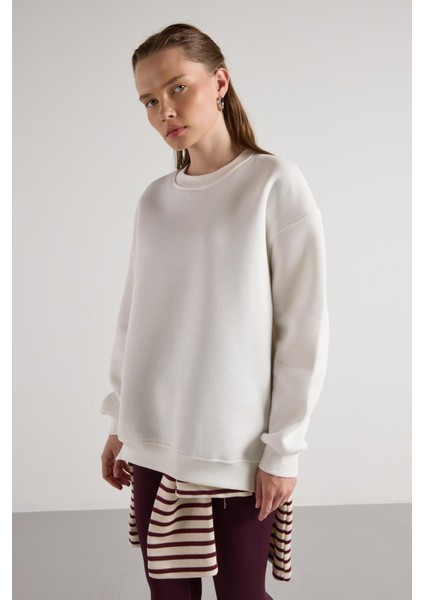 Kadın Ekru Basic Yırtmaçlı Oversize 3 Iplik Şardonlu Sweatshirts 30078 fiyatları