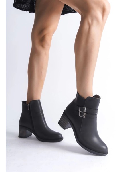 Noemı Tokalı Fermuarlı Ortopedik Taban Topuklu Kadın Bot Cst - Siyah fırsatları