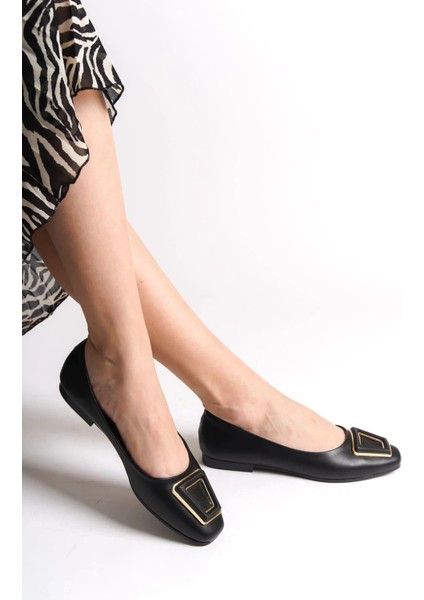 Kaylee Bağcıksız Ortopedik Rahat Taban Toka Detaylı Kadın Babet Ayakkabı Cst - Siyah