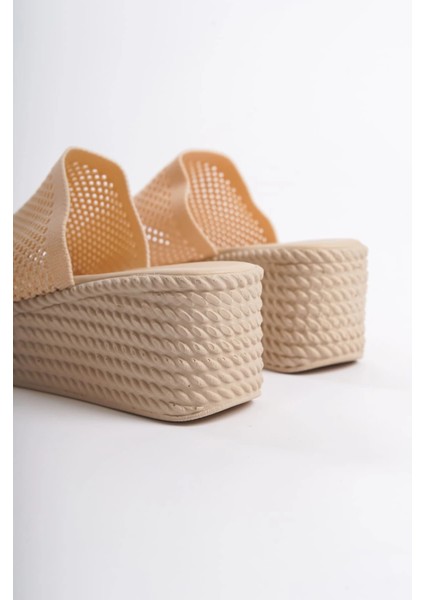 Marla Dolgu Topuklu Ortopedik Taban Hasır Görünümlü Triko Kadın Terlik Tkt - Ten indirimleri