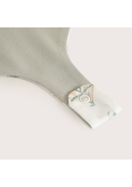 Cute Cırcus Emzik Tutucu Önlük Yeşil-Ekru fırsatları