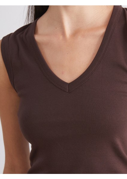 V Yaka Kadın Atlet 2'li