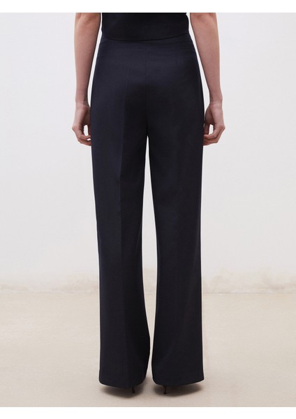 Loose Fit Krep Kadın Pantolon fırsatları