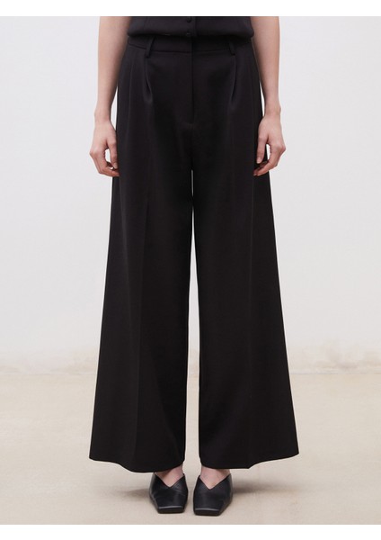 Loose Fit Krep Kadın Pileli Pantolon fiyatları