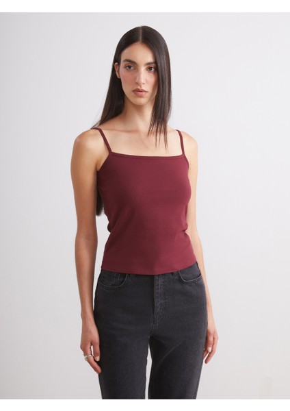 Kare Yaka Kadın Atlet 2'li modelleri