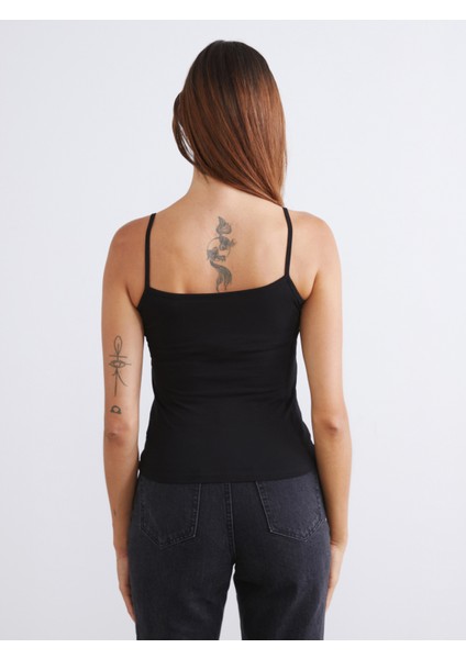 Kare Yaka Kadın Atlet 2'li