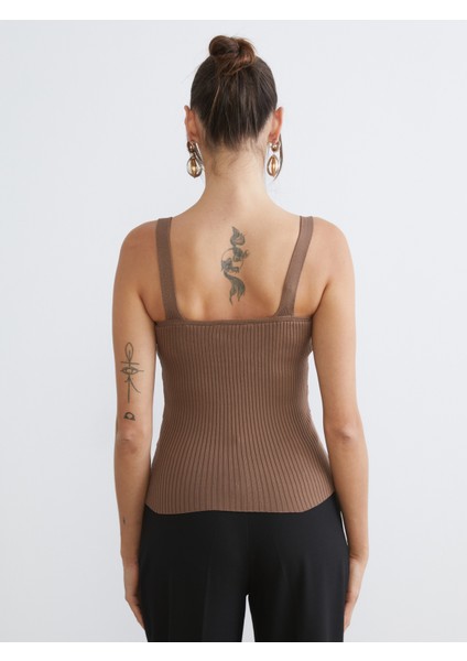 Kalp Yaka Kendinden Desenli Kadın Triko Atlet fırsatları