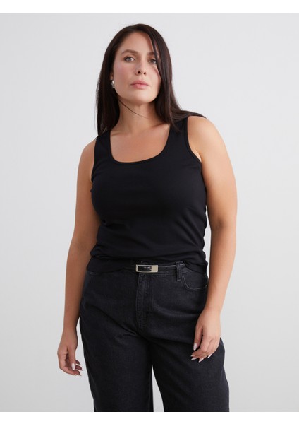 Büyük Beden U Yaka Kadın Atlet