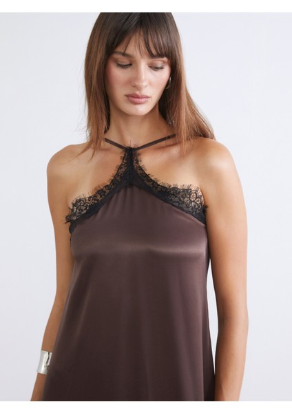 Halter Yaka Dantelli Saten Elbise fiyatları