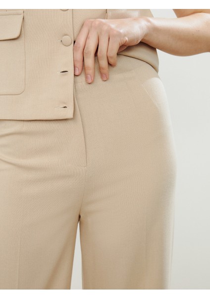 Dar Kalıp Kadın Pantolon modelleri