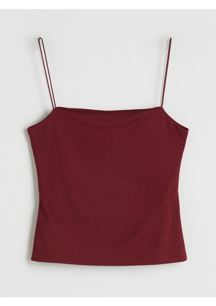 Kare Yaka Kadın Atlet indirimleri